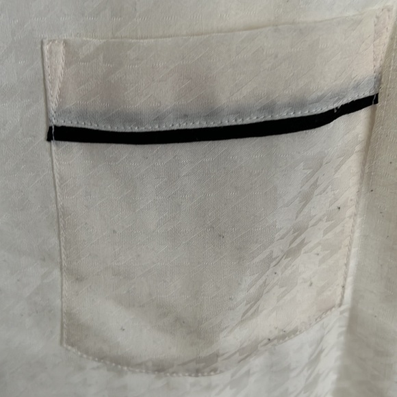 Gap cream silk button down - Picture 5 of 5